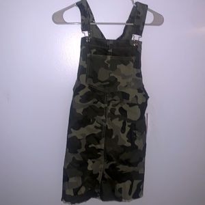 Wild fable small camo jumper